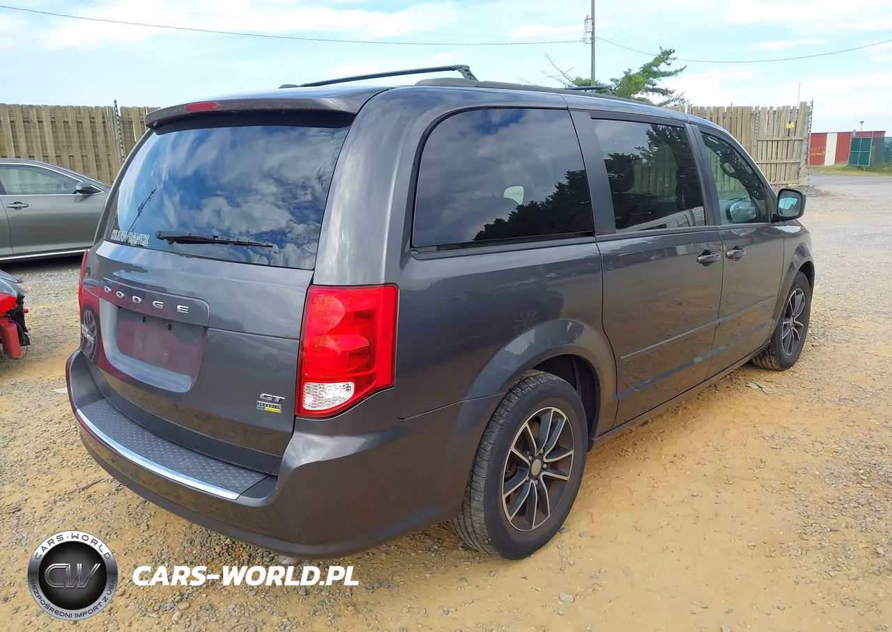 2017 Dodge Grand Caravan Gt VIN:2C4RDGEG5HR573780 - 4