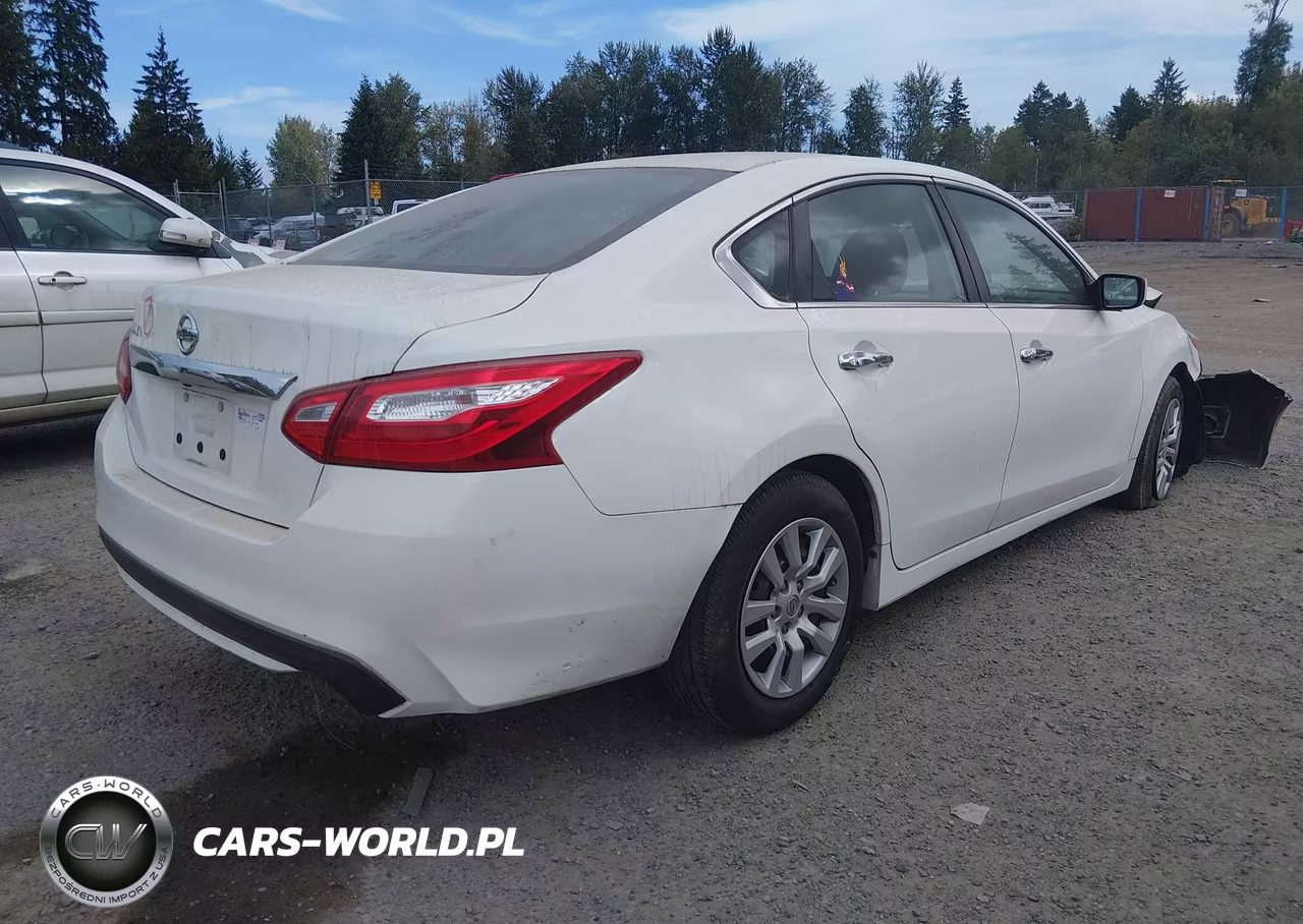 2017 Nissan Altima 2.5 S VIN:1N4AL3AP1HC291617 - 4