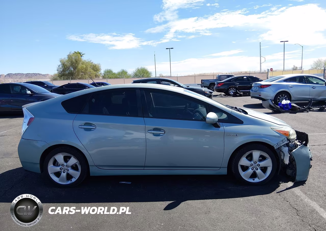 2014 Toyota Prius Five VIN:JTDKN3DU9E1818191 - 14