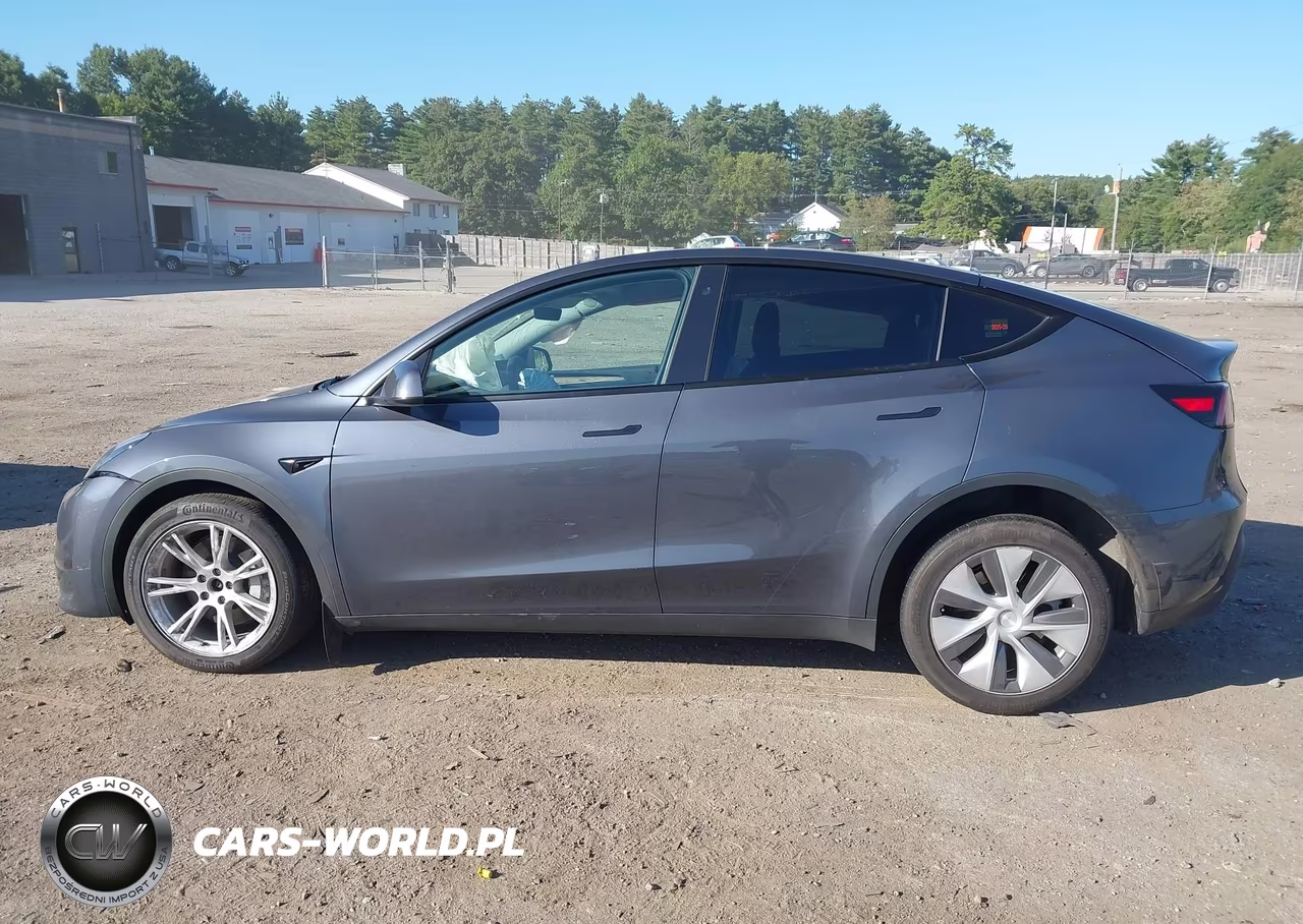 2023 Tesla Model Y Awd-Long Range Dual Motor All-Wheel Drive VIN:7SAYGDEE2PA075708 - 13
