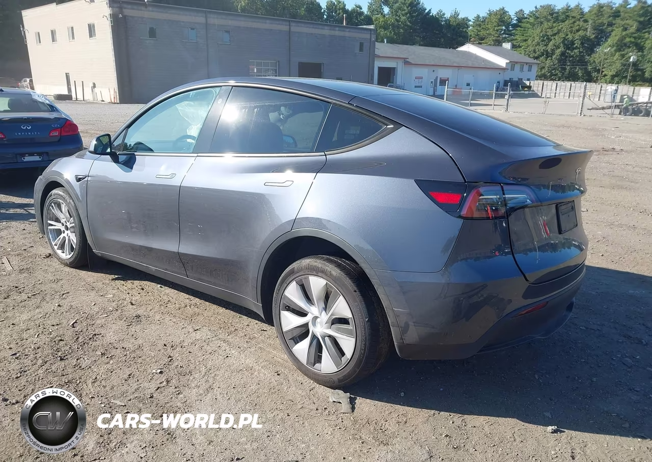 2023 Tesla Model Y Awd-Long Range Dual Motor All-Wheel Drive VIN:7SAYGDEE2PA075708 - 3
