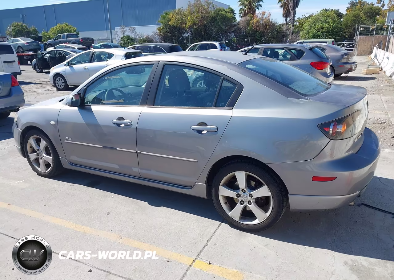 2005 Mazda Mazda3 S VIN:JM1BK323X51245305 - 3