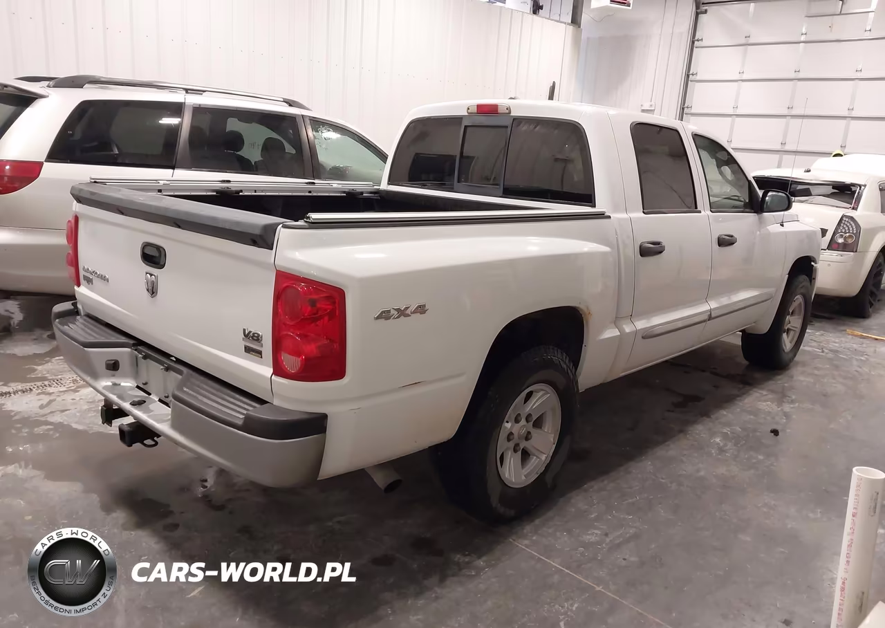 2008 Dodge Dakota Laramie VIN:1D7HW58N48S602680 - 2