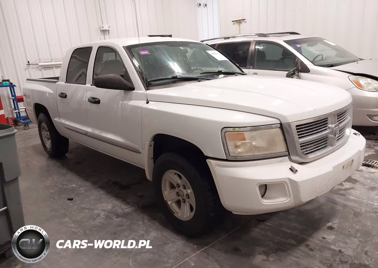 2008 Dodge Dakota Laramie VIN:1D7HW58N48S602680 - 3