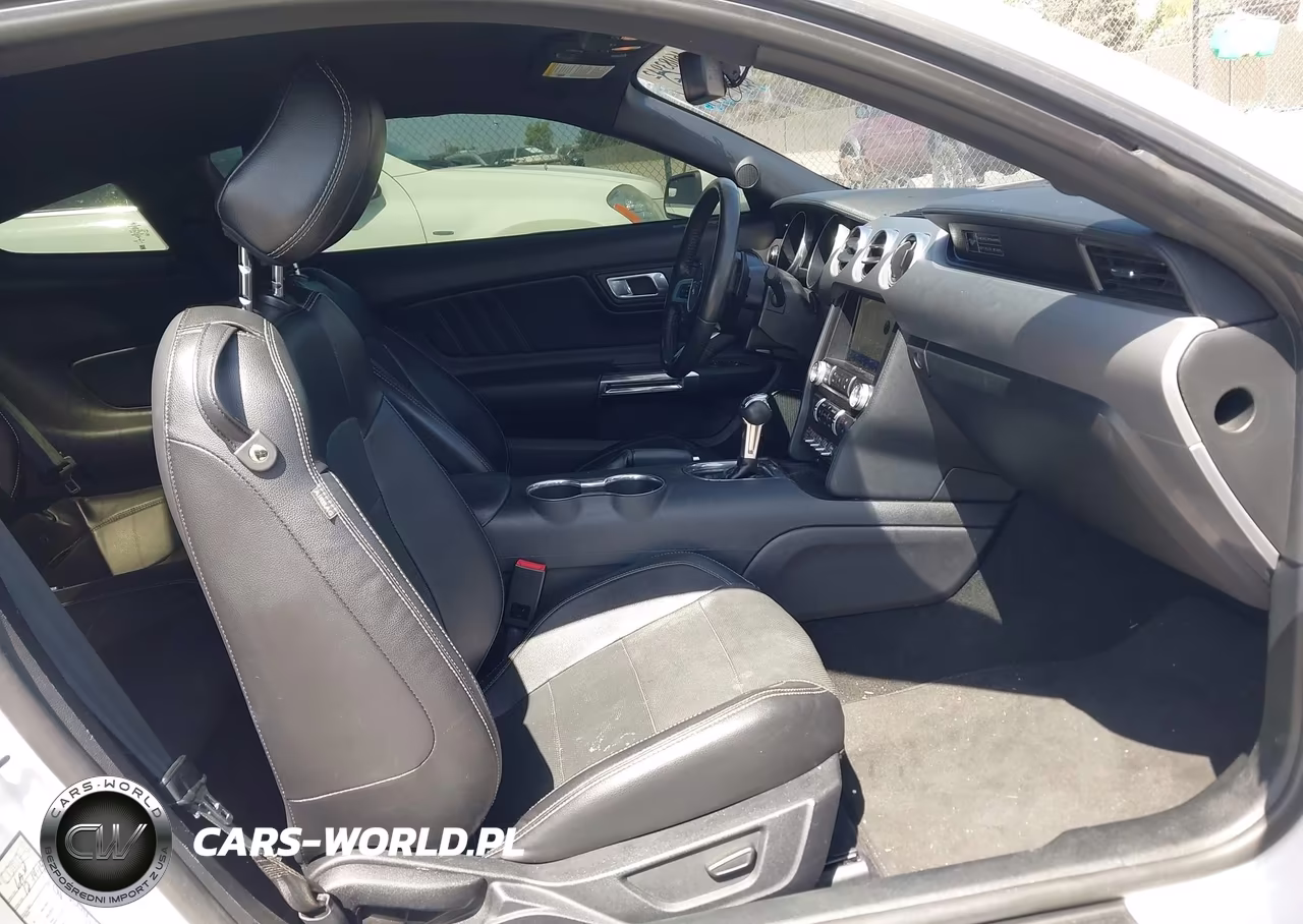 2020 Ford Mustang Ecoboost Premium Fastback VIN:1FA6P8TH0L5126278 - 5