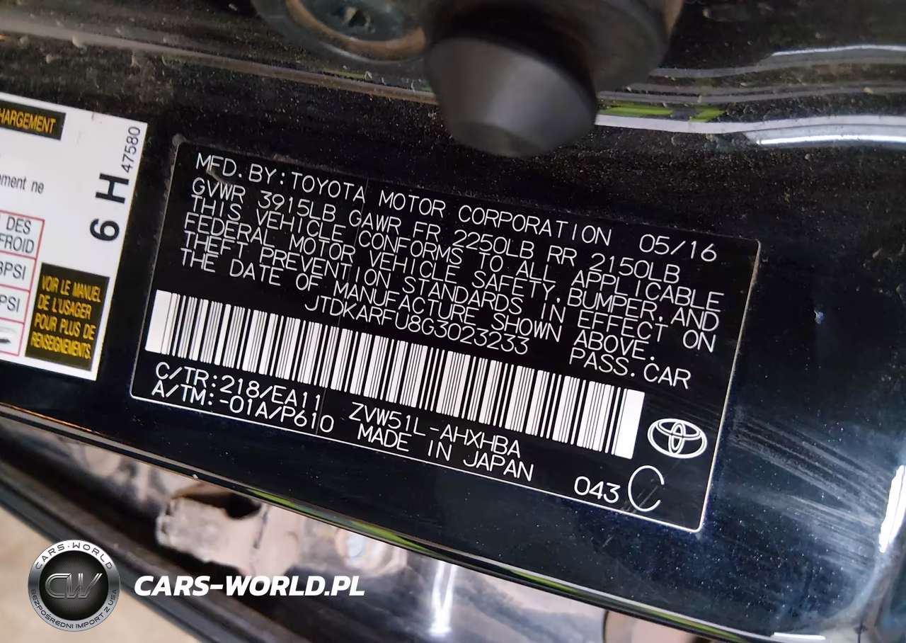 2016 Toyota Prius Four Touring VIN:JTDKARFU8G3023233 - 9