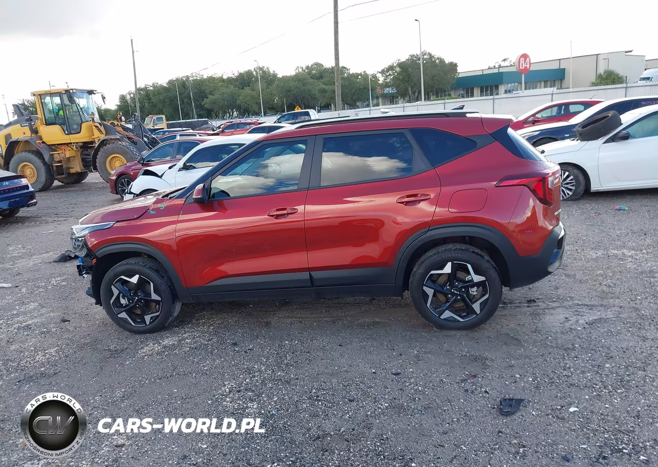 2025 Kia Seltos S VIN:KNDEUCAA9S7732513 - 14