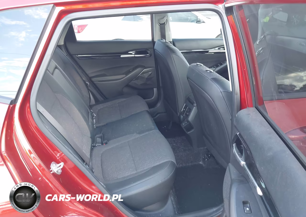 2025 Kia Seltos S VIN:KNDEUCAA9S7732513 - 8