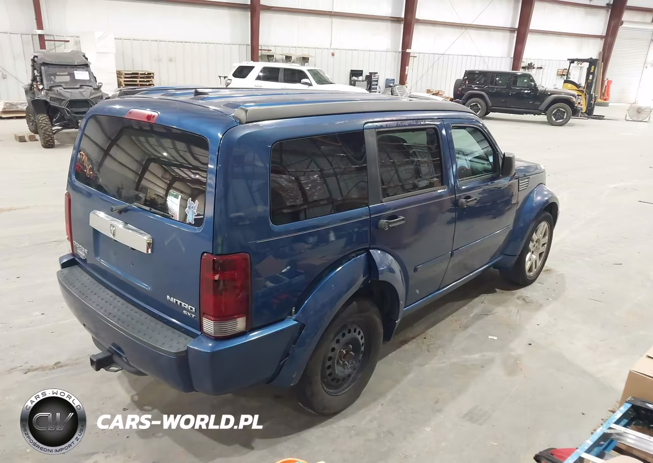 2010 Dodge Nitro Sxt VIN:1D4PT5GK4AW125966 - 4