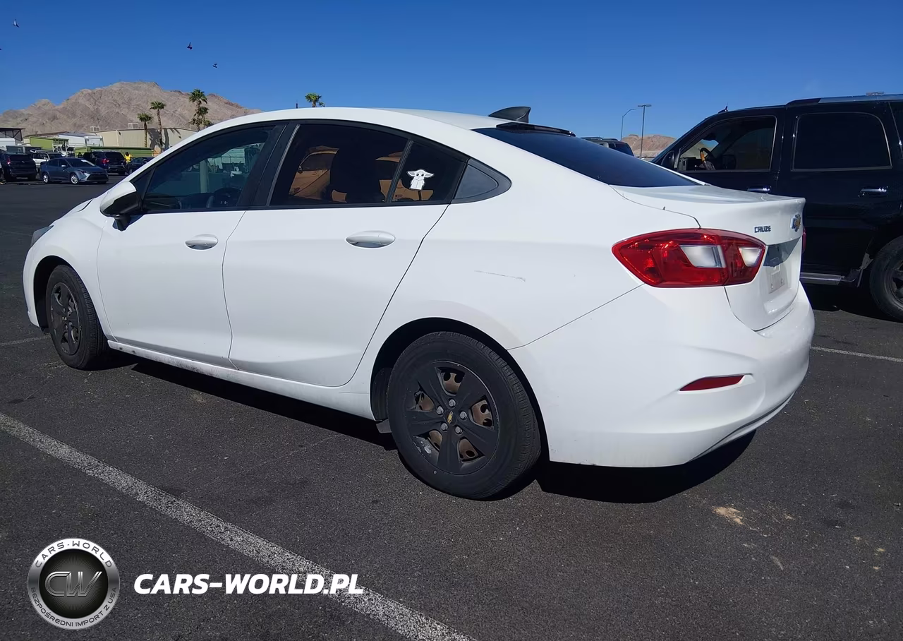 2017 Chevrolet Cruze Ls Auto VIN:1G1BC5SM3H7125759 - 3
