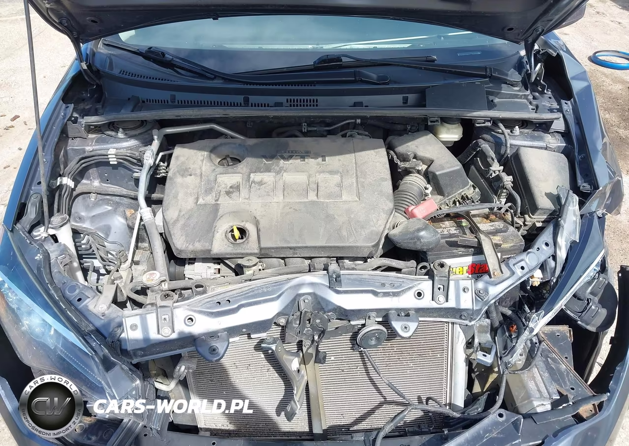2018 Toyota Corolla Le VIN:5YFBURHE4JP841585 - 10