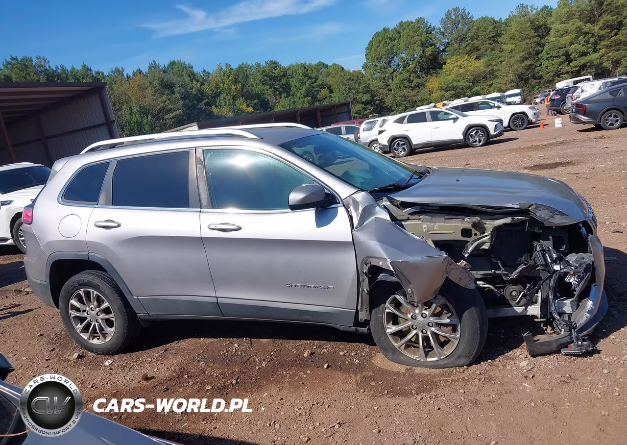 2019 Jeep Cherokee Latitude Plus Fwd VIN:1C4PJLLB0KD151331 - 14