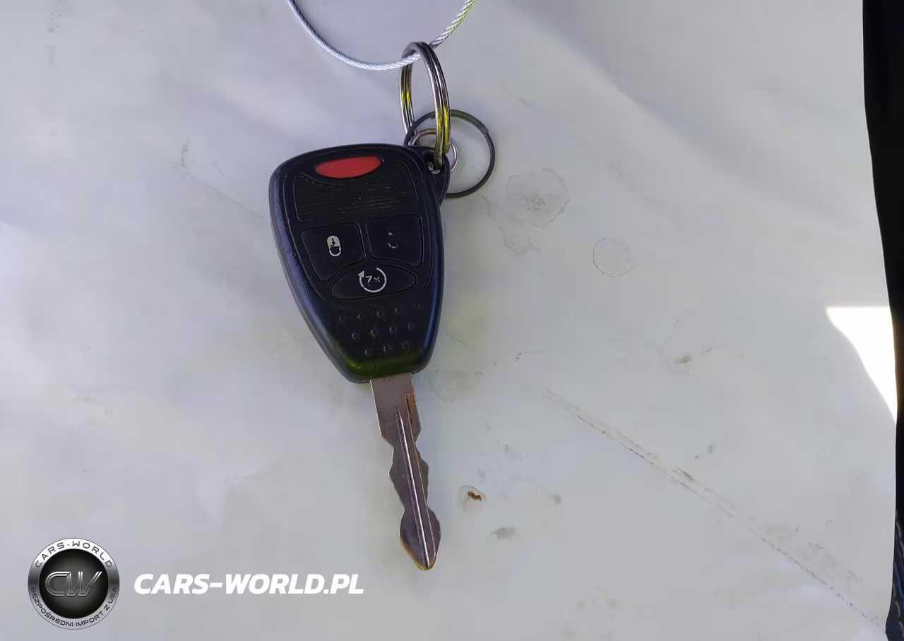 2013 Jeep Wrangler Unlimited Sahara VIN:1C4HJWEG3DL527026 - 11