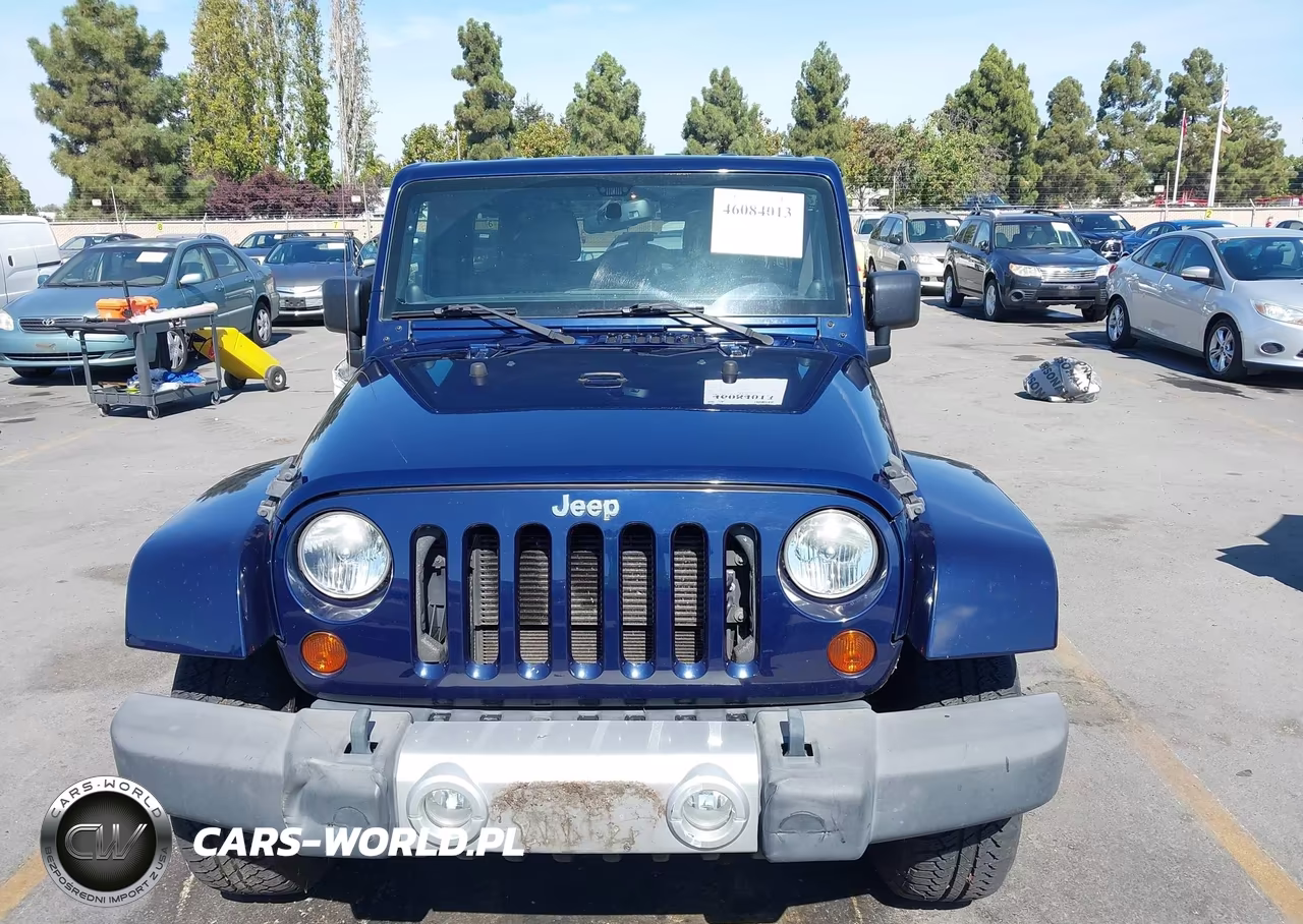 2013 Jeep Wrangler Unlimited Sahara VIN:1C4HJWEG3DL527026 - 12