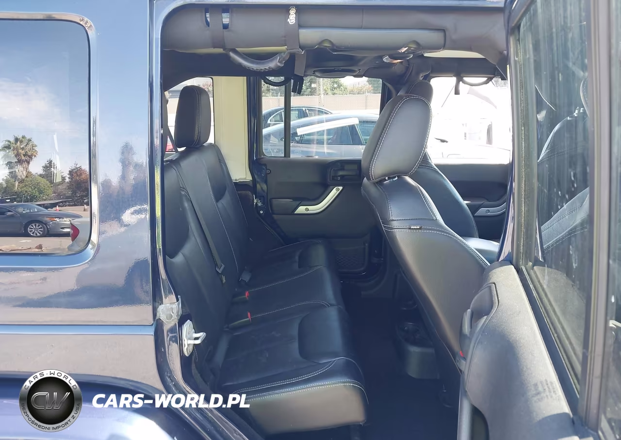 2013 Jeep Wrangler Unlimited Sahara VIN:1C4HJWEG3DL527026 - 8