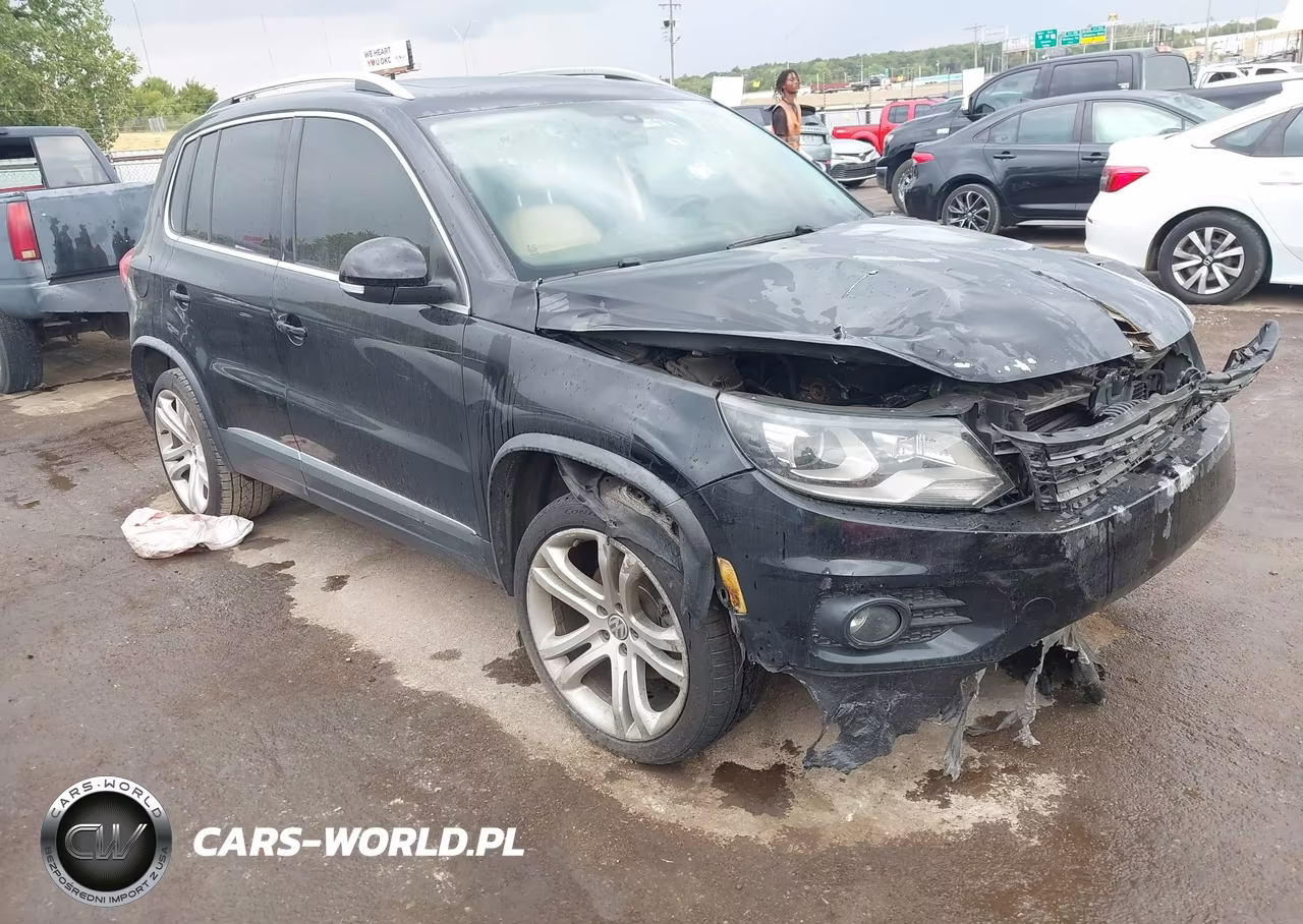 2013 Volkswagen Tiguan S-Se-Sel – zdjęcie 1 z 11