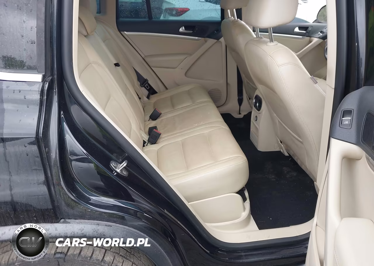 2013 Volkswagen Tiguan S-Se-Sel VIN:WVGAV3AX4DW577356 - 8