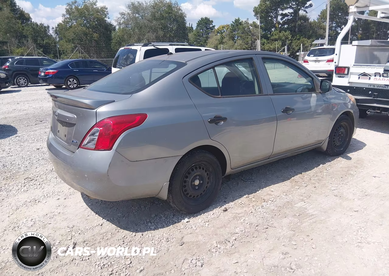 2013 Nissan Versa 1.6 S+ VIN:3N1CN7AP0DL840617 - 4