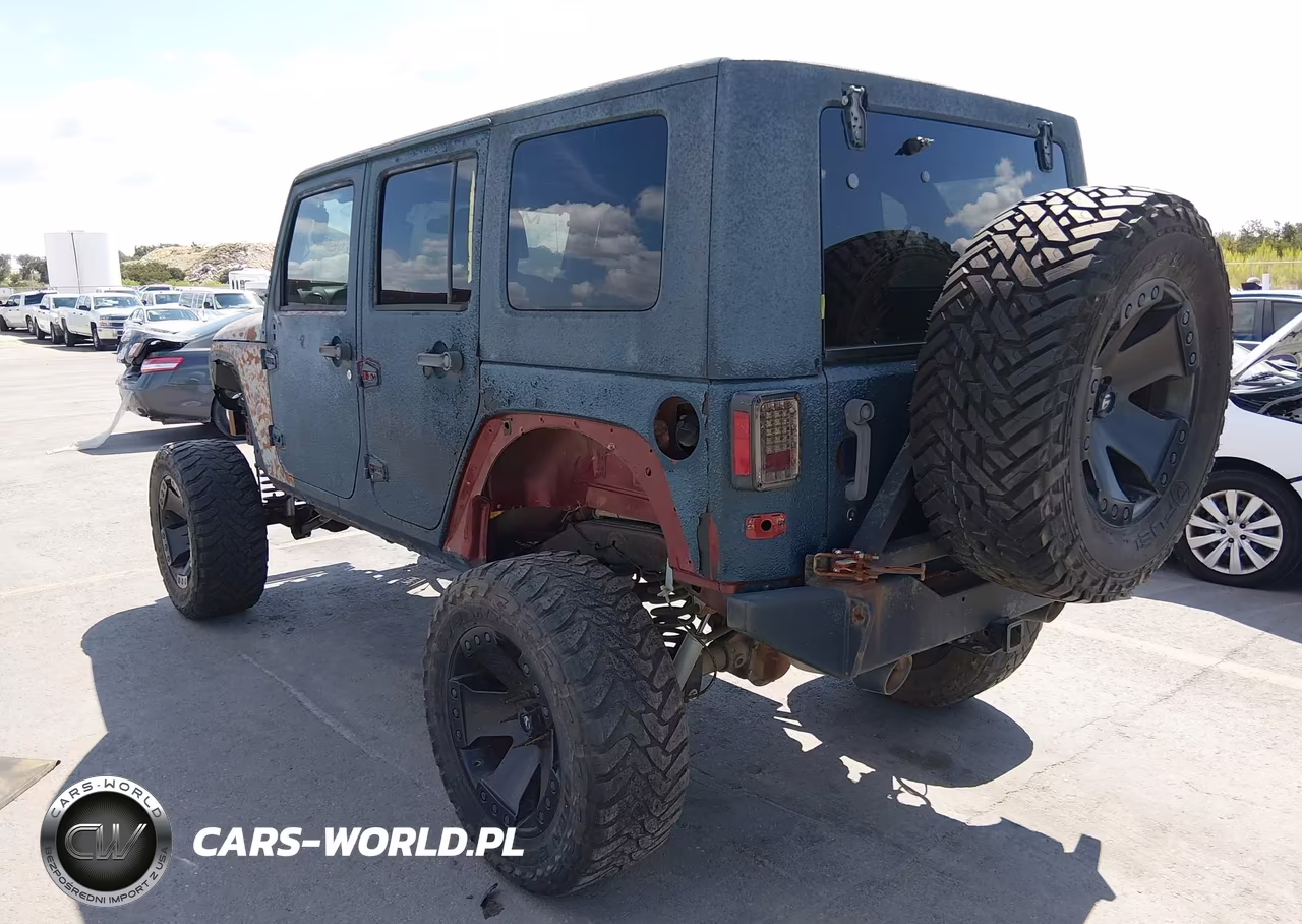 2008 Jeep Wrangler Unlimited Rubicon VIN:1J4GA69148L588872 - 3