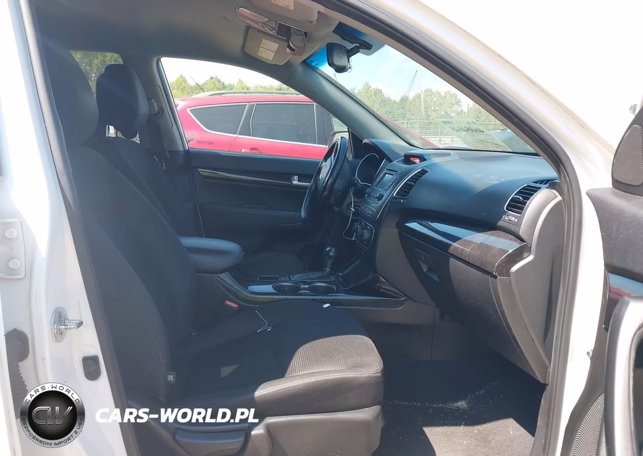 2015 Kia Sorento Lx VIN:5XYKT4A69FG658705 - 5