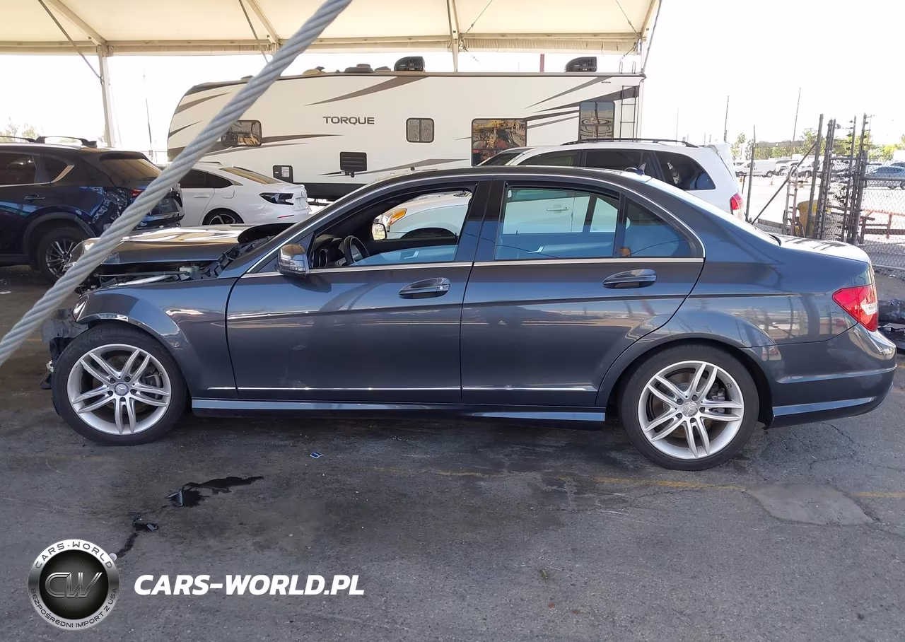 2013 Mercedes-Benz C 250 Sport VIN:WDDGF4HB9DR258504 - 15