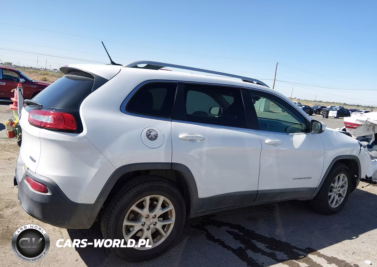 2014 Jeep Cherokee Latitude VIN:1C4PJMCSXEW192564 - 13