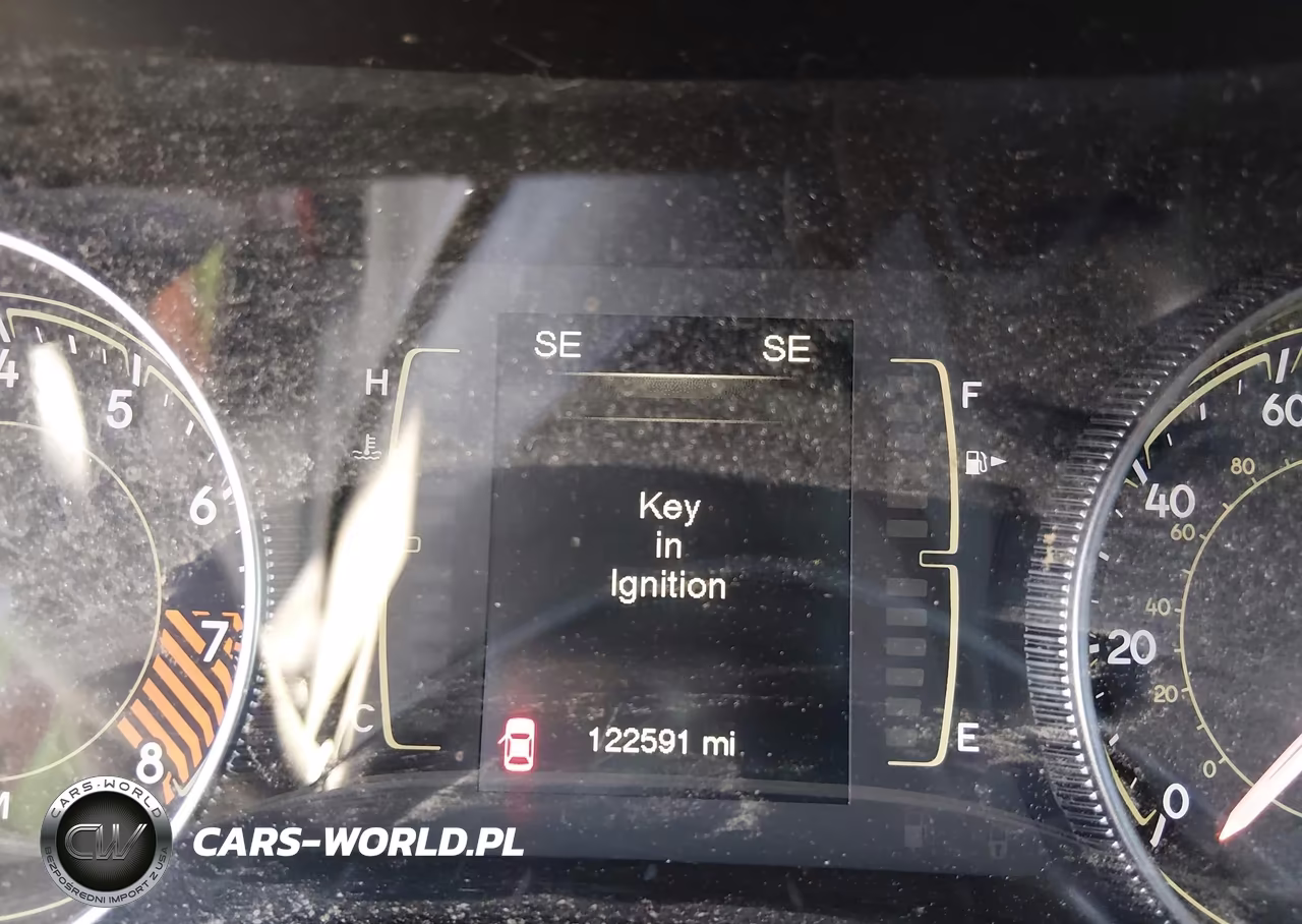2014 Jeep Cherokee Latitude VIN:1C4PJMCSXEW192564 - 15