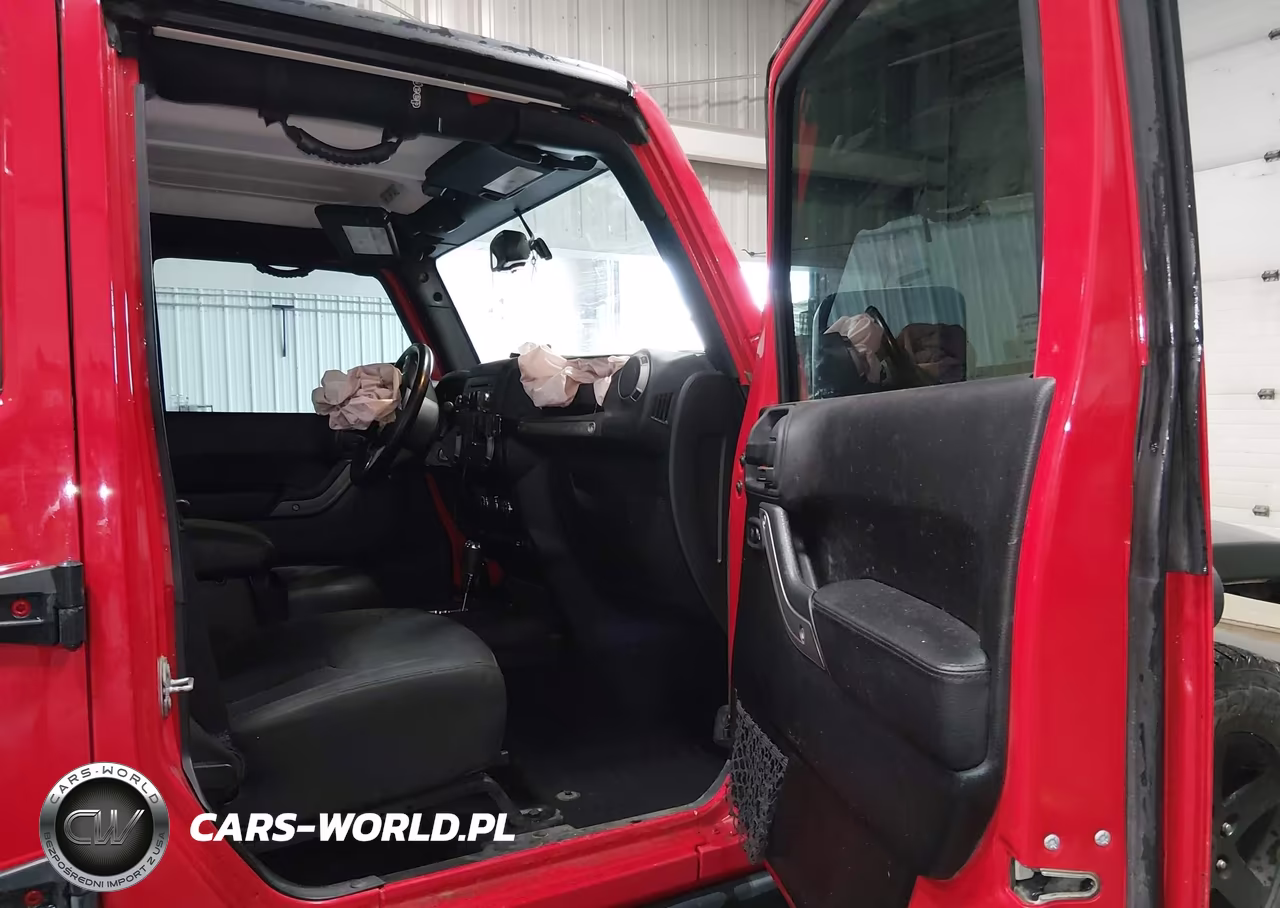 2017 Jeep Wrangler Unlimited Big Bear 4X4 VIN:1C4BJWDG0HL690861 - 5