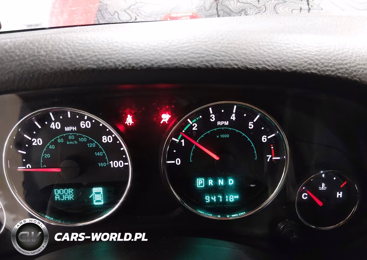 2017 Jeep Wrangler Unlimited Big Bear 4X4 VIN:1C4BJWDG0HL690861 - 7