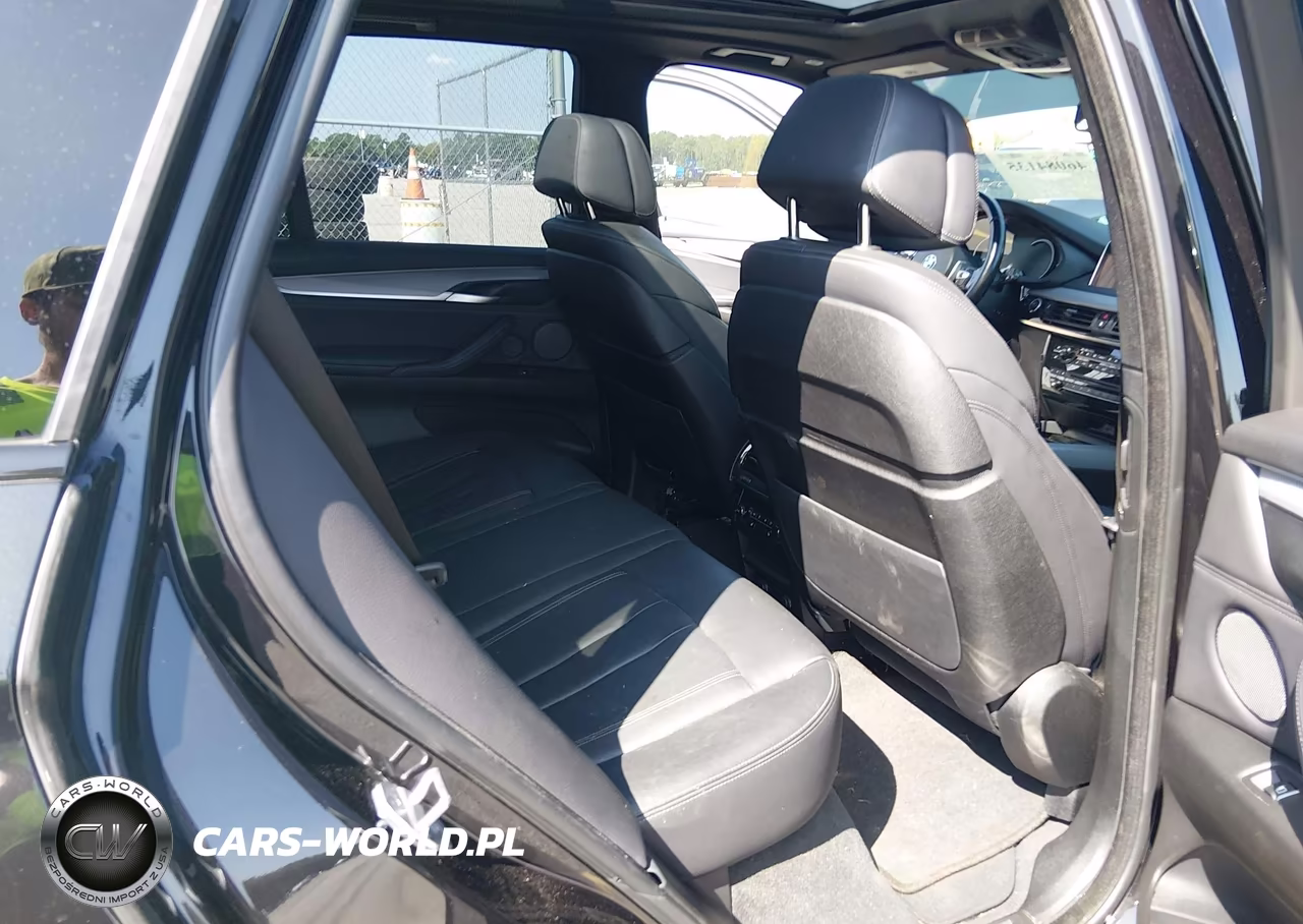2018 BMW X5 xDrive35I VIN:5UXKR0C54J0X94913 - 8