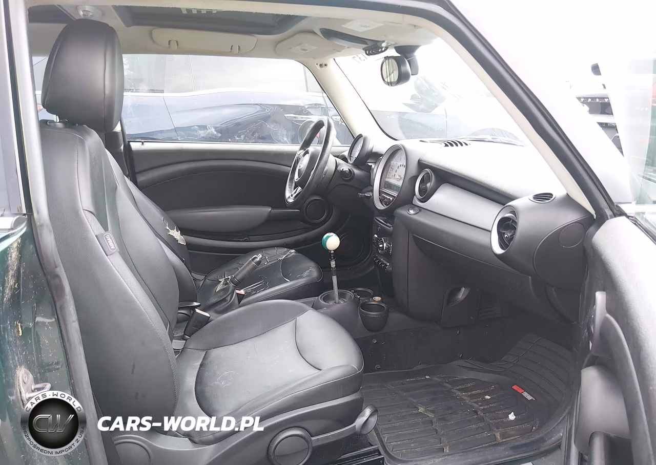 2012 Mini Cooper VIN:WMWSU3C54CT367988 - 5