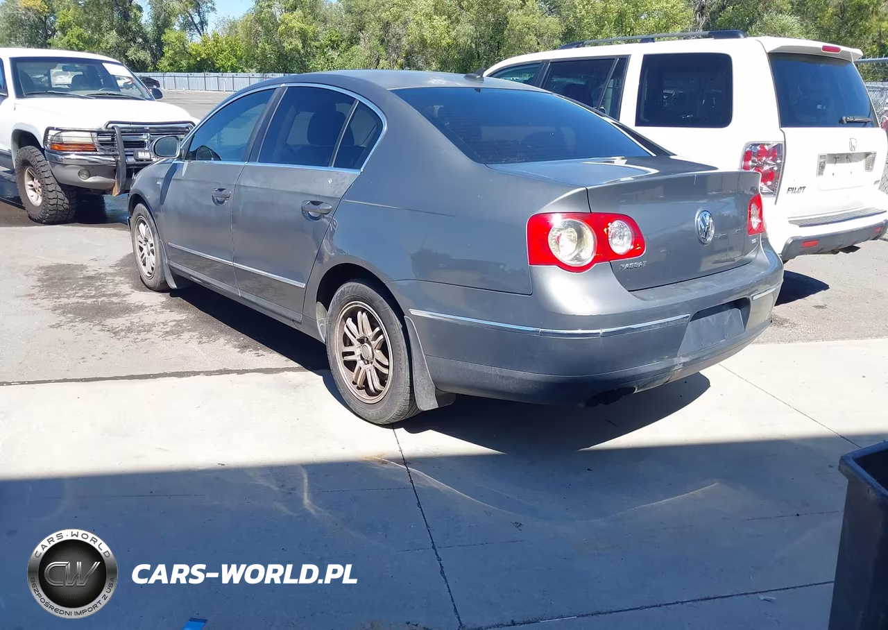 2007 Volkswagen Passat Wolfsburg Edition VIN:WVWAK73CX7P149305 - 3