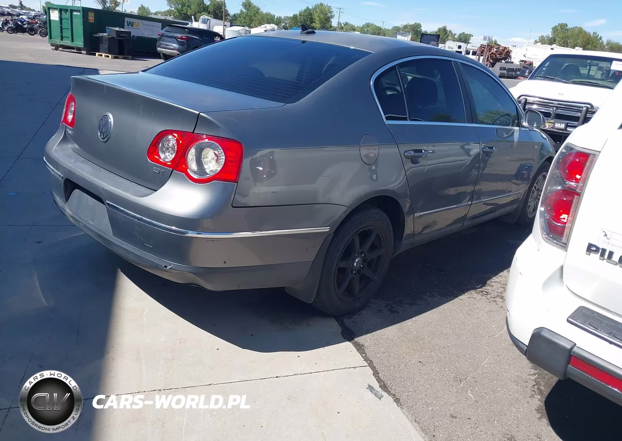 2007 Volkswagen Passat Wolfsburg Edition VIN:WVWAK73CX7P149305 - 4