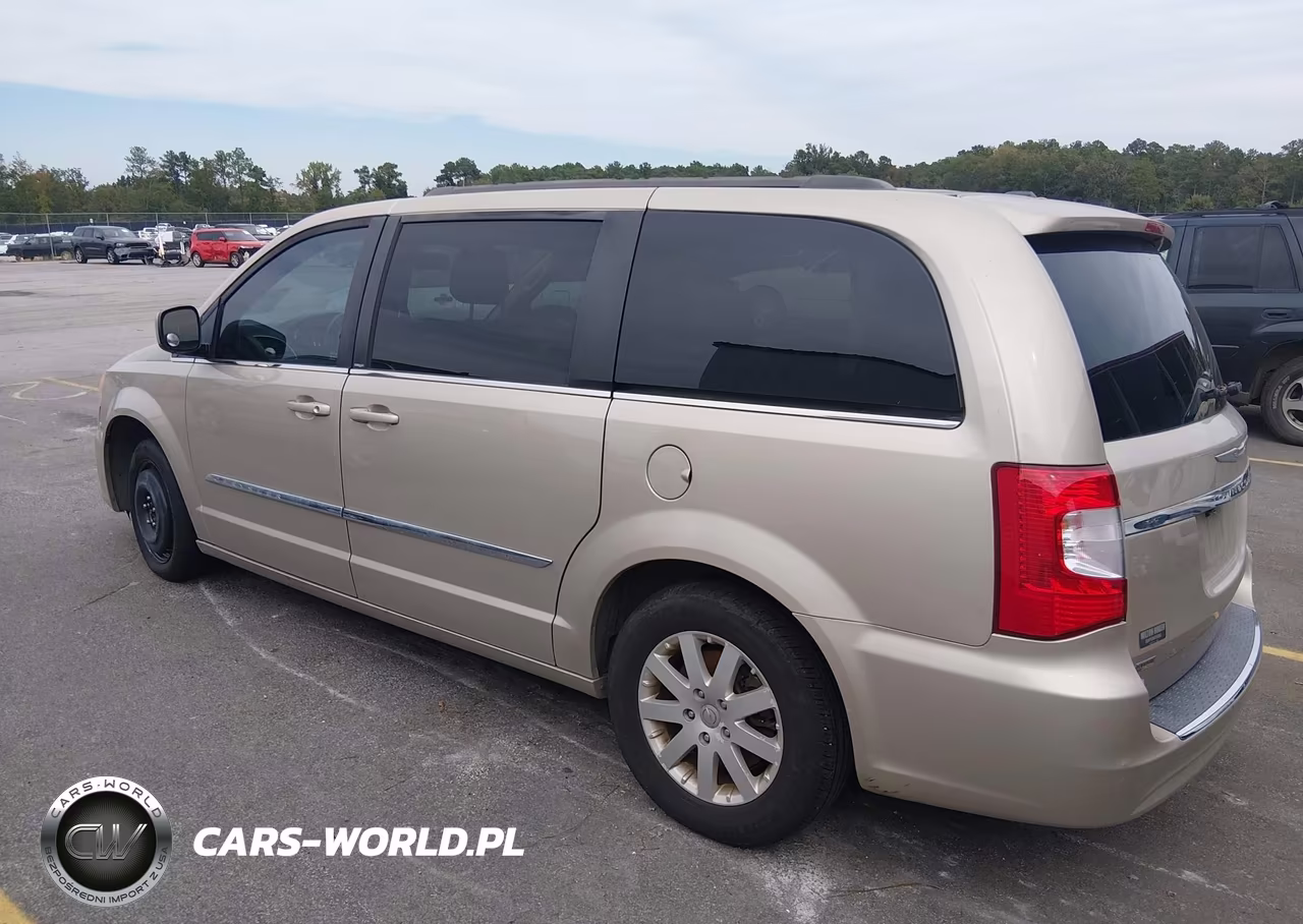 2014 Chrysler Town & Country Touring VIN:2C4RC1BG0ER317224 - 3