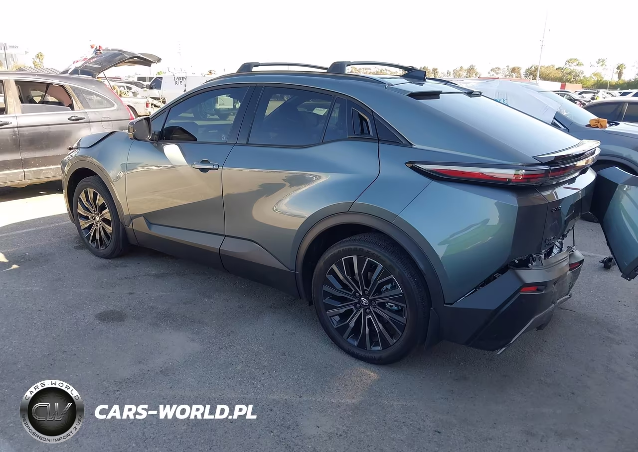 2026 Toyota C-Hr Xse VIN:JTMAAAAD1TJ009894 - 3