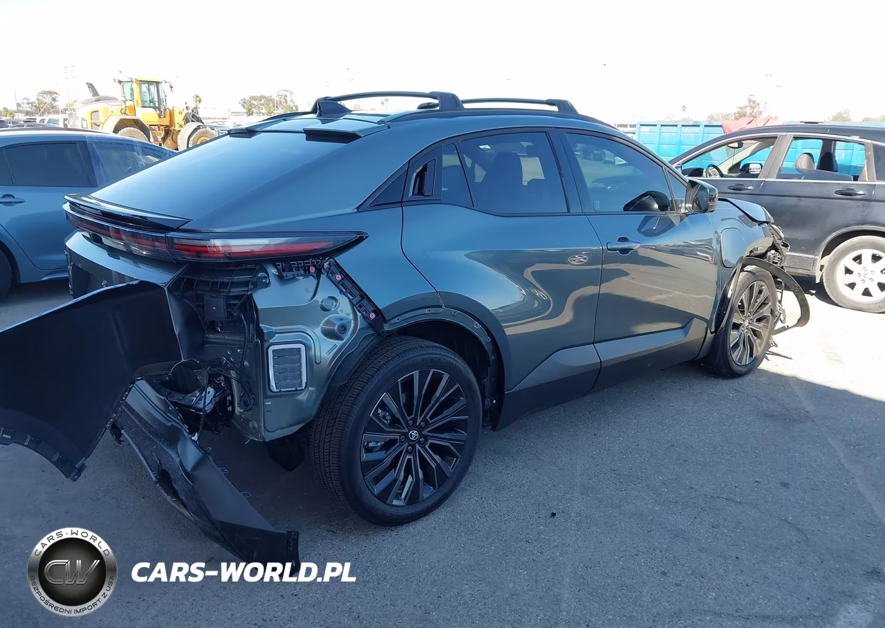 2026 Toyota C-Hr Xse VIN:JTMAAAAD1TJ009894 - 4
