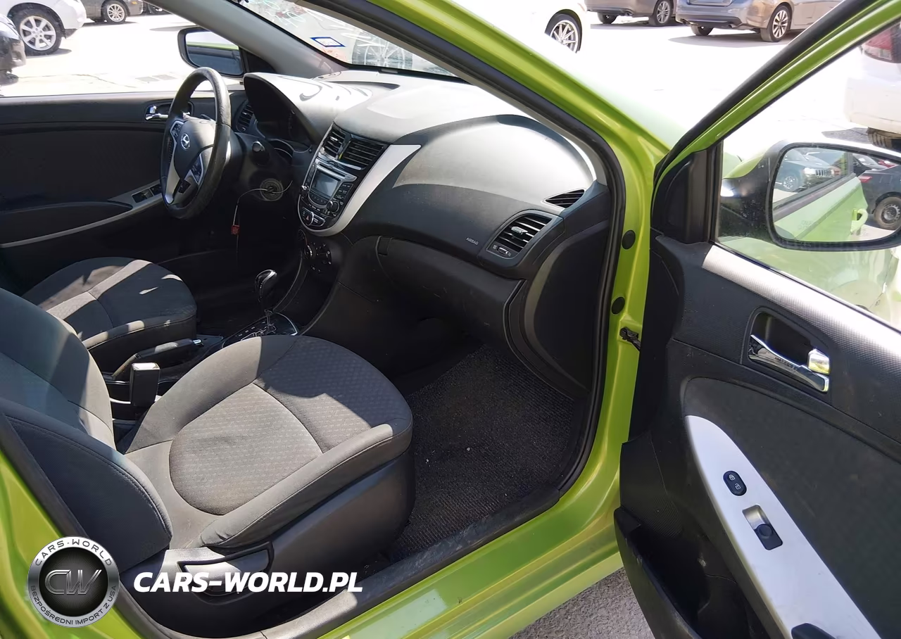 2012 Hyundai Accent Se VIN:KMHCU5AE4CU010239 - 5
