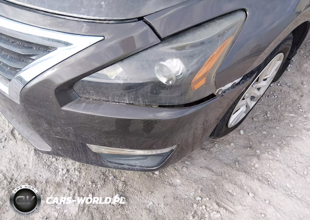 2015 Nissan Altima 2.5 S VIN:1N4AL3AP3FC257224 - 12