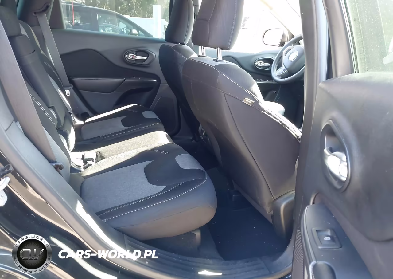 2015 Jeep Cherokee Sport VIN:1C4PJMAB4FW716327 - 8