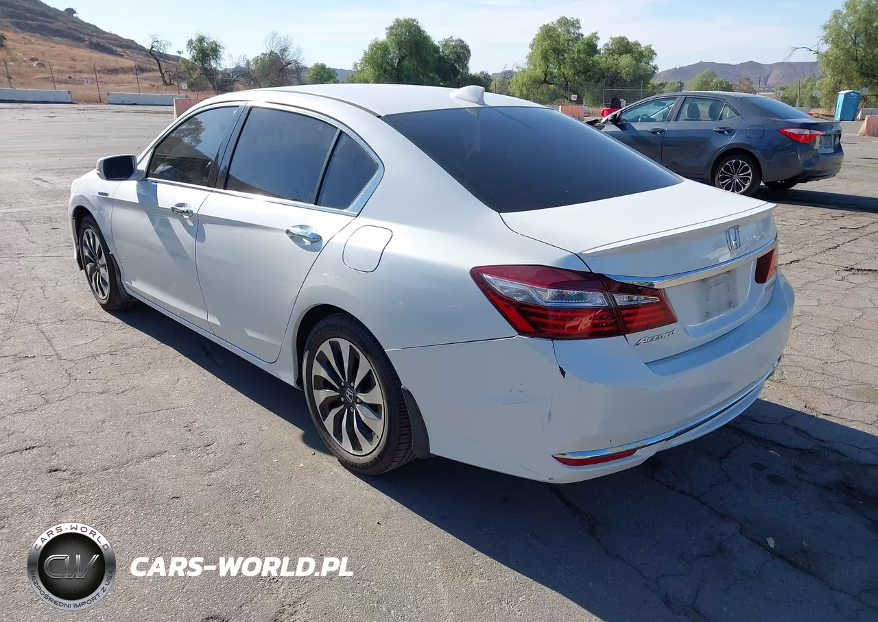 2017 Honda Accord Hybrid Ex-L VIN:JHMCR6F52HC002057 - 3