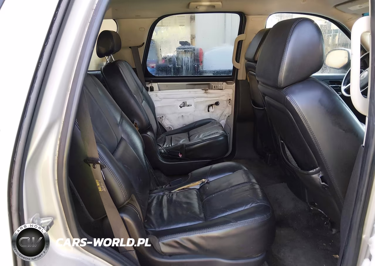 2007 GMC Yukon Slt VIN:1GKFC13J37R136323 - 8