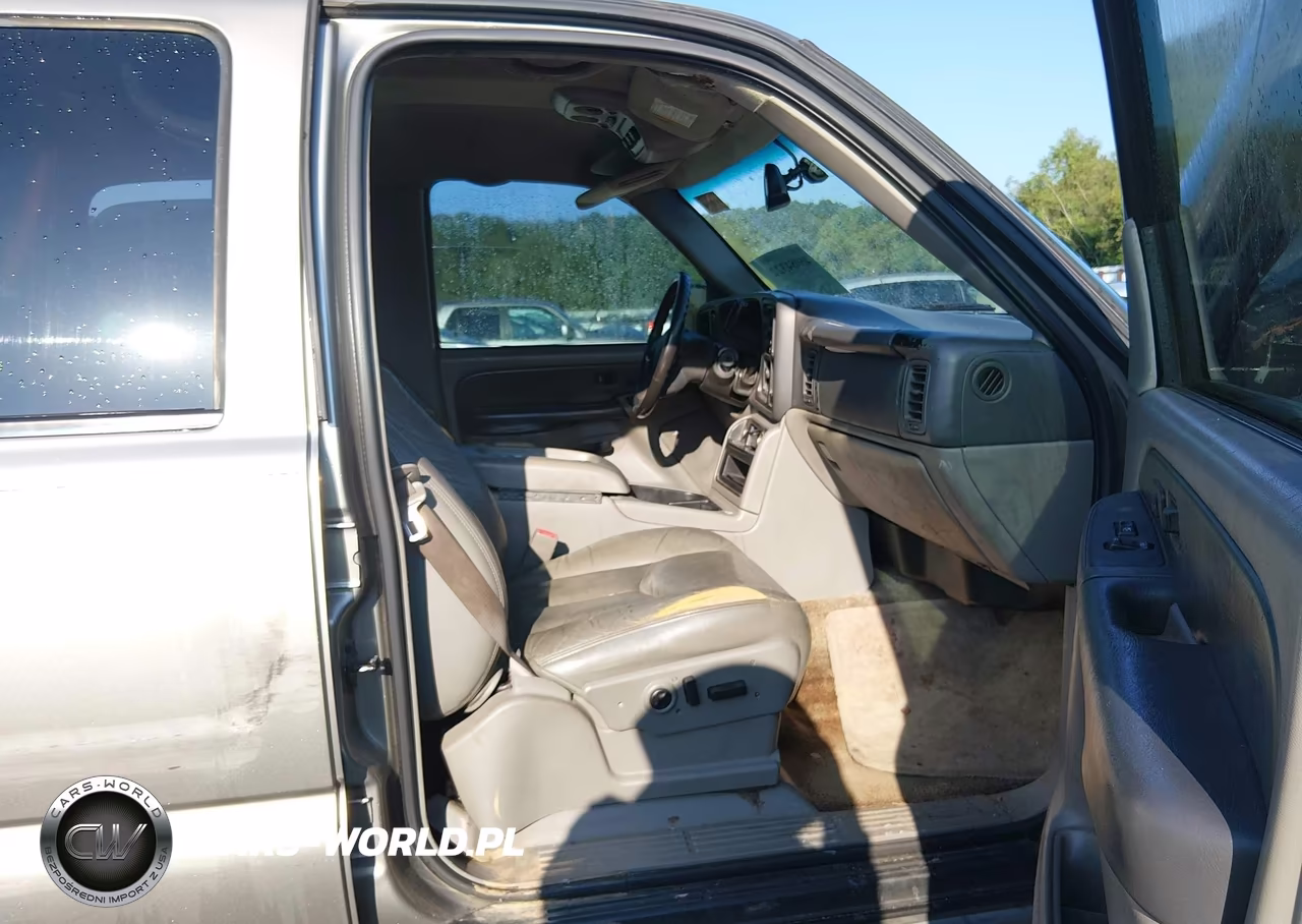 2003 Chevrolet Suburban 1500 Z71 VIN:3GNFK16Z73G176907 - 5