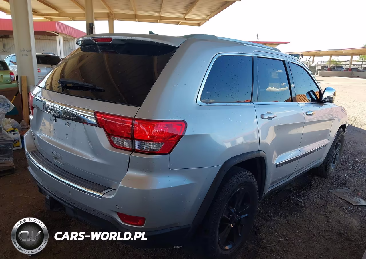 2012 Jeep Grand Cherokee Overland VIN:1C4RJFCT7CC160067 - 4