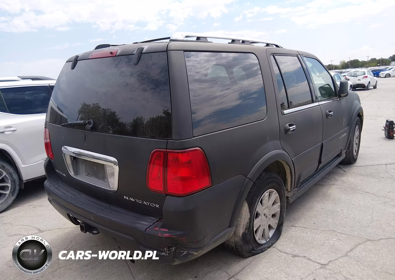 2004 Lincoln Navigator VIN:5LMFU27R64LJ31543 - 4
