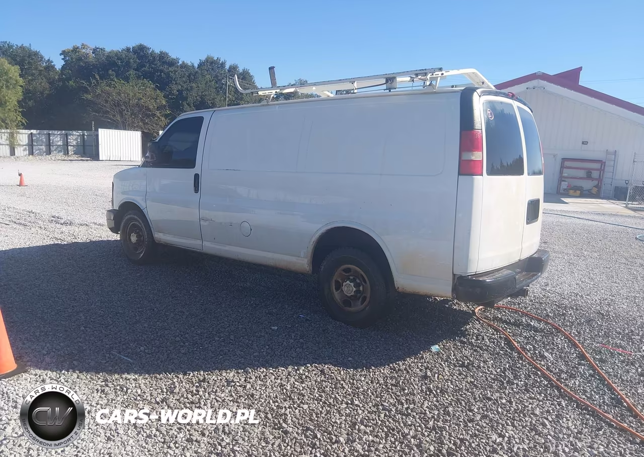 2014 Chevrolet Express 2500 Work Van VIN:1GCWGFCA0E1208538 - 3