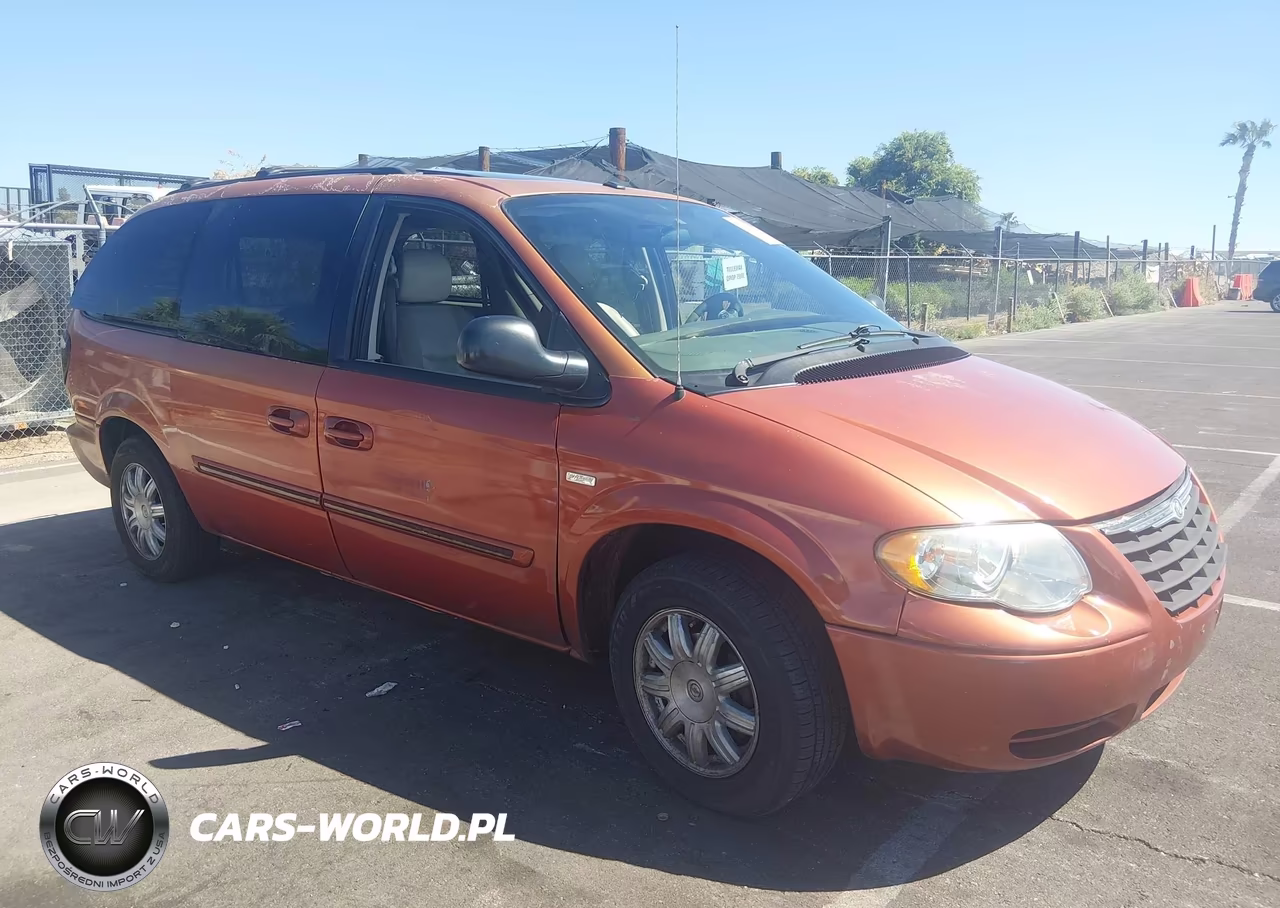 2006 Chrysler Town & Country Touring