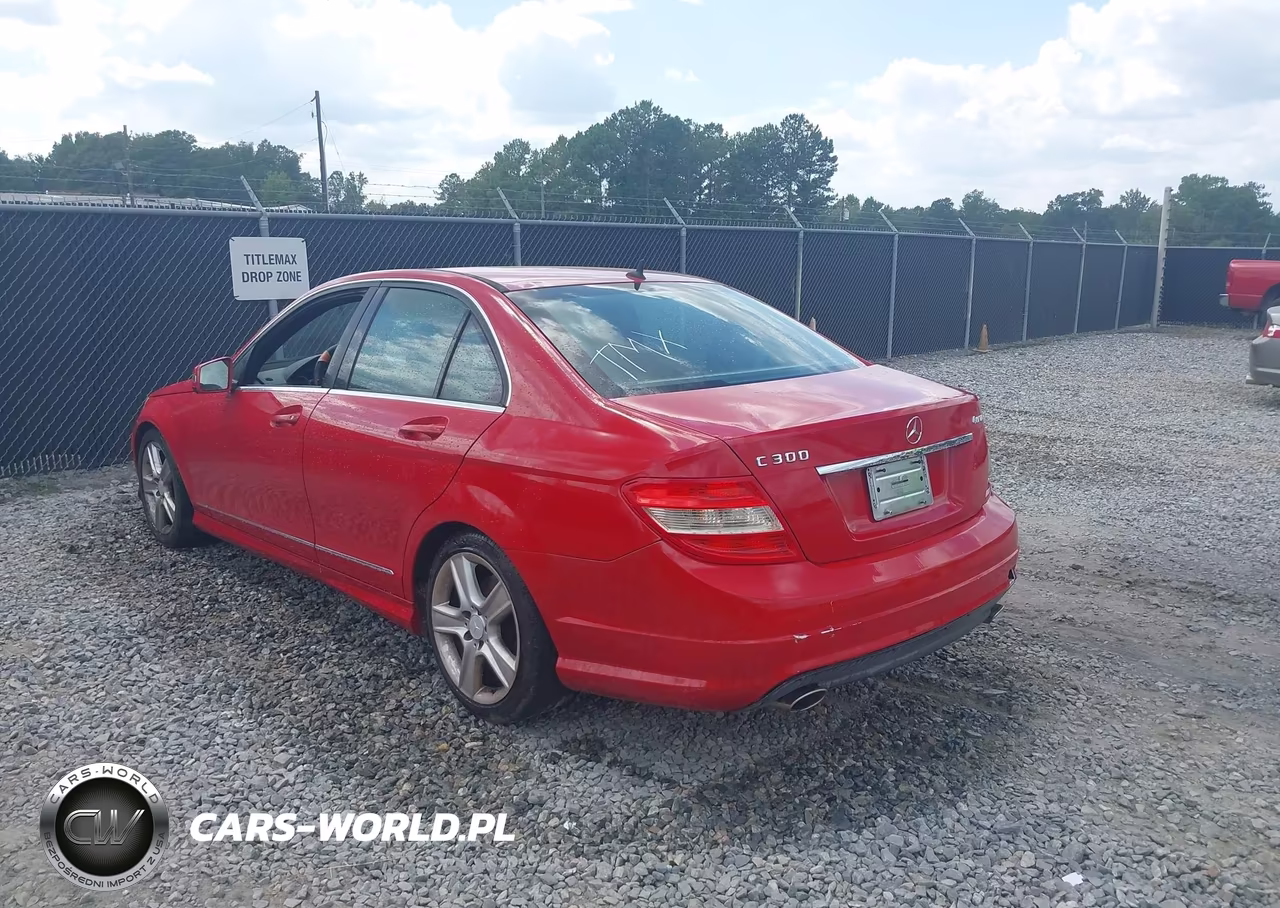 2010 Mercedes-Benz C 300 Luxury 4Matic-Sport 4Matic VIN:WDDGF8BB8AF477872 - 3