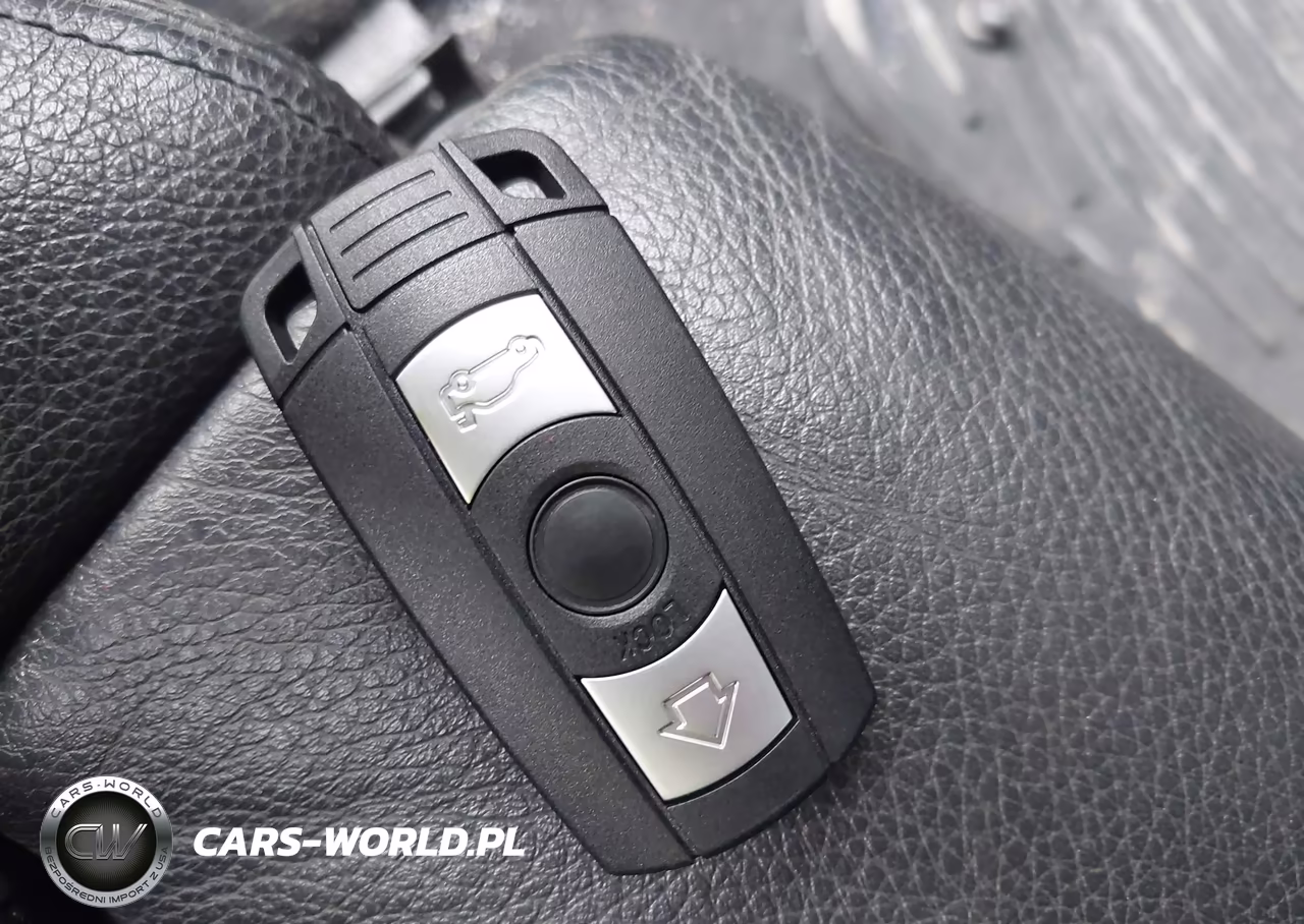 2009 BMW 335I VIN:WBAWL735X9P180168 - 11