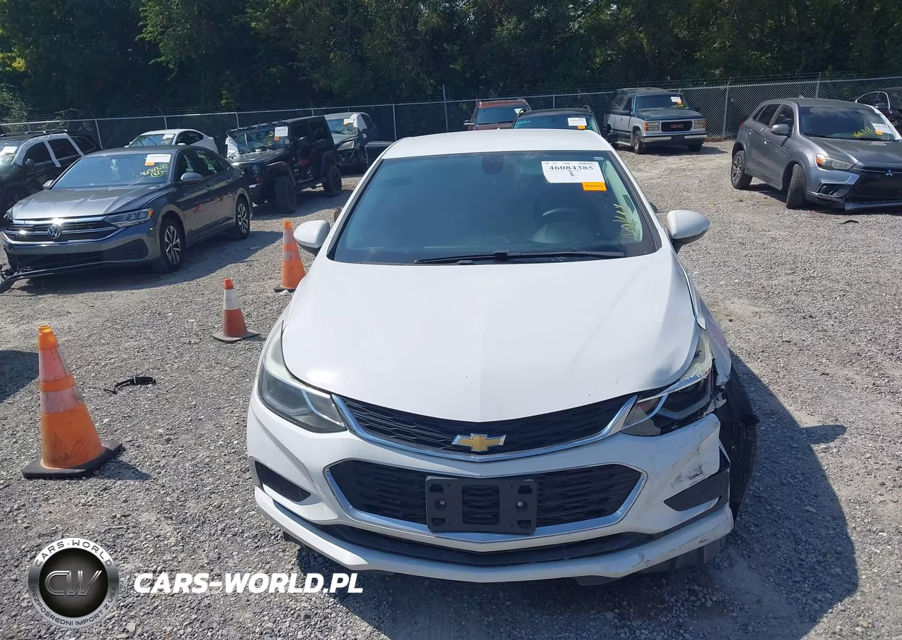 2018 Chevrolet Cruze Lt Auto VIN:1G1BE5SMXJ7102401 - 11