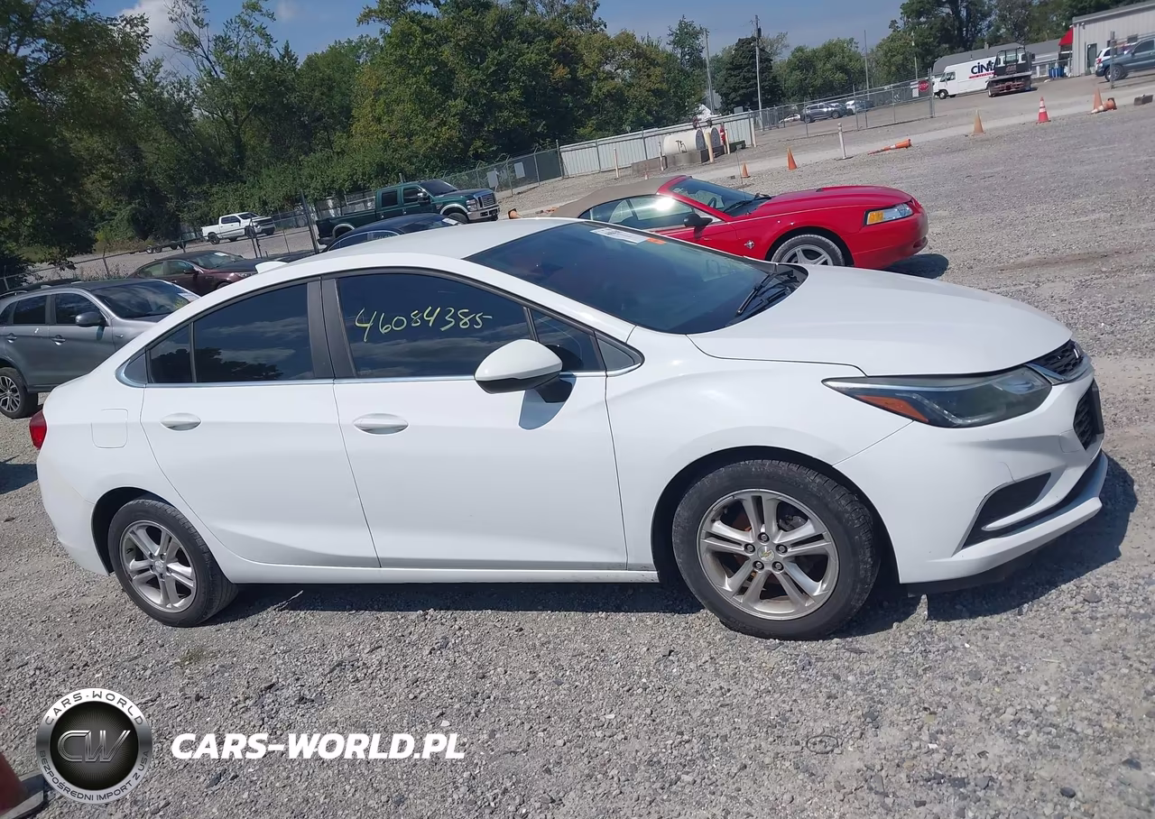 2018 Chevrolet Cruze Lt Auto VIN:1G1BE5SMXJ7102401 - 12